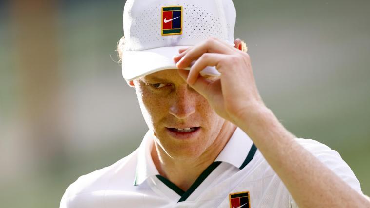 Jannik Sinner hat viel Respekt vor Alexander Zverev. © ANSA / TOLGA AKMEN