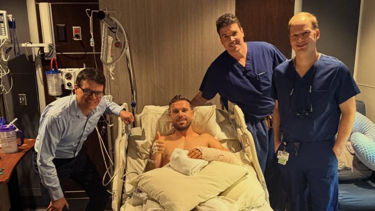 Jordan Henderson nach der Operation.