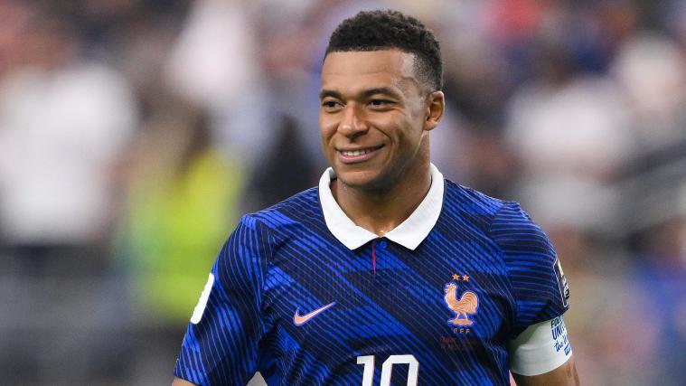 Kylian Mbappé ist mit Frankreich gegen England gefordert. © APA / DAVID RAMOS