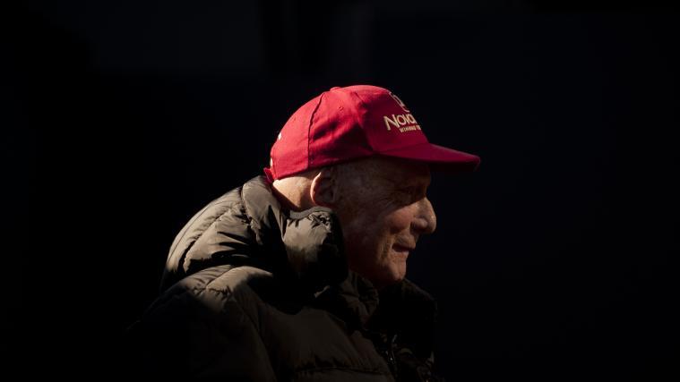 Niki Lauda ist eine Legende des Formel-1-Sports. © APA/afp / JORGE GUERRERO