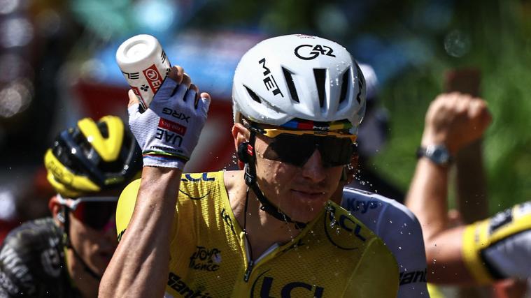 Auch Tadej Pogacar macht die enorme Hitze bei der Tour de France zu schaffen. © APA/afp / ANNE-CHRISTINE POUJOULAT