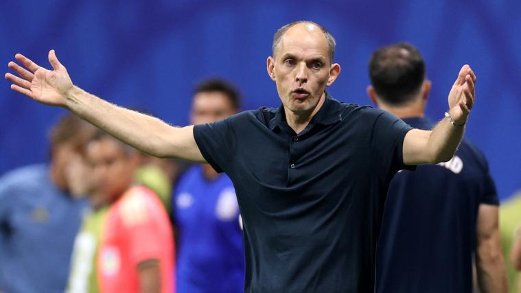 Thomas Tuchel muss trotz Kritik wohl nicht um seinen Job fürchten. © APA / JUSTIN SETTERFIELD