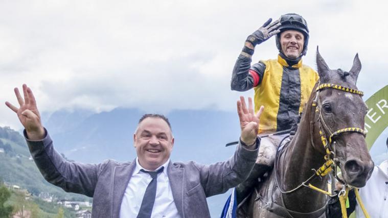 Vier Mal in Folge gewann das Wunderpferd L'Estran für den Sarner Josef Aichner den Großen Preis von Meran. © Foto Press Arigossi 2022