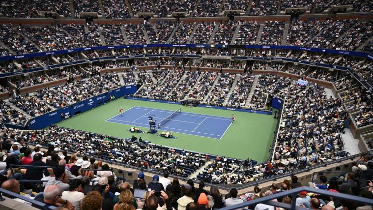 Das Arthur Ashe Stadium ist das Herzstück der US Open. © APA/afp / MANDEL NGAN