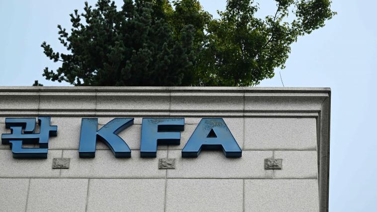 Der südkoreanische Fußballverband steht unter Ermittlungen. © APA/afp / GREG BAKER