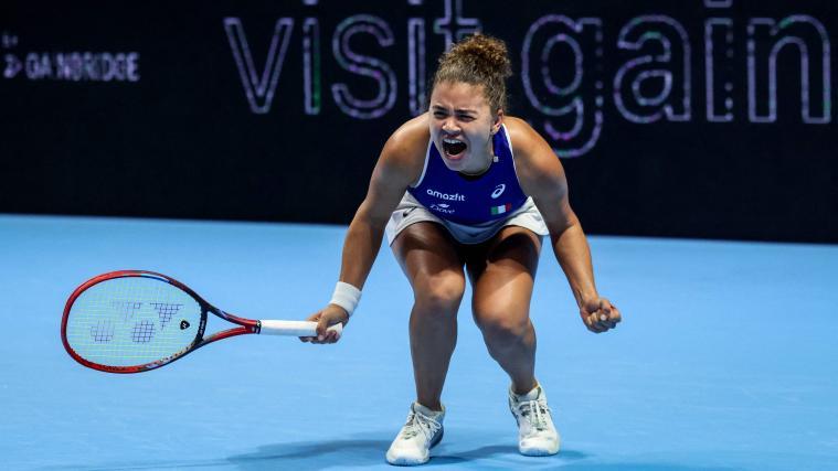Jasmine Paolini und Italien wollen den Titel verteidigen. © APA/afp / STR