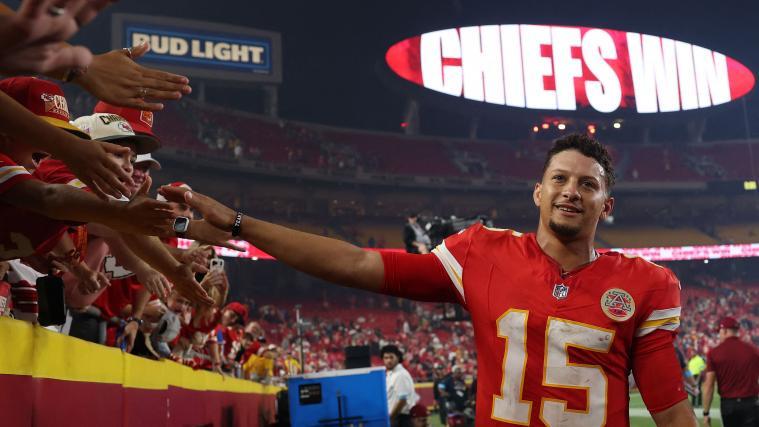 Patrick Mahomes und die Kansas City Chiefs sind perfekt in die Saison gestartet. © APA / JAMIE SQUIRE