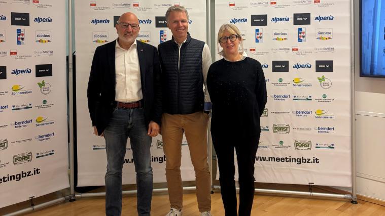 Christian Mattivi (center) and the OK team are working on a top-class event.