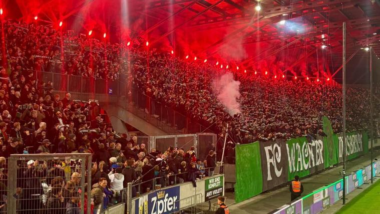 Nach dem Spiel kam es zu Tumulten. © Franz Schradinger / Social Media