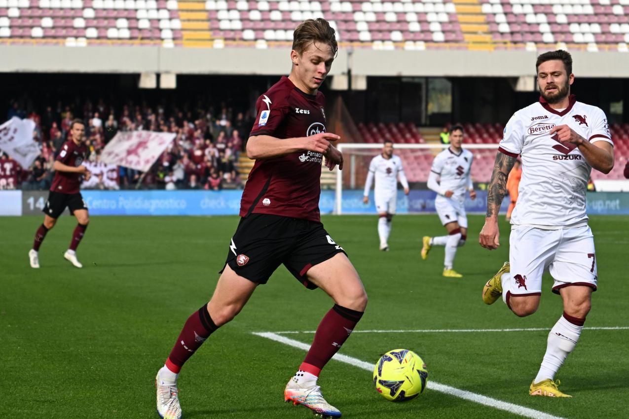 Kuriose VARPanne bei NicolussiDebüt in Salerno Serie A SportNews.bz