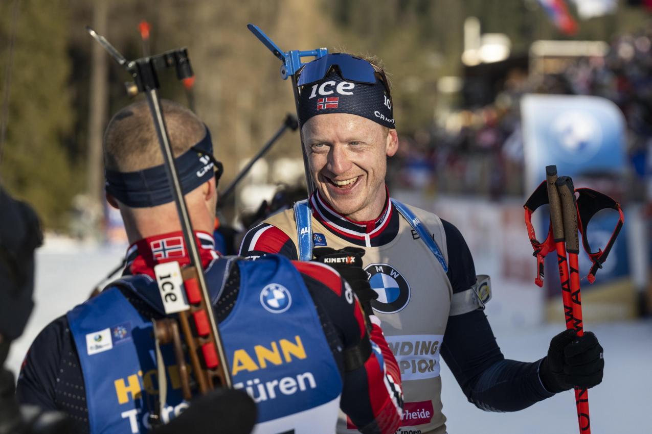 Johannes Thingnes Bø bei der WM in Lenzerheide. © ANSA / GIAN EHRENZELLER