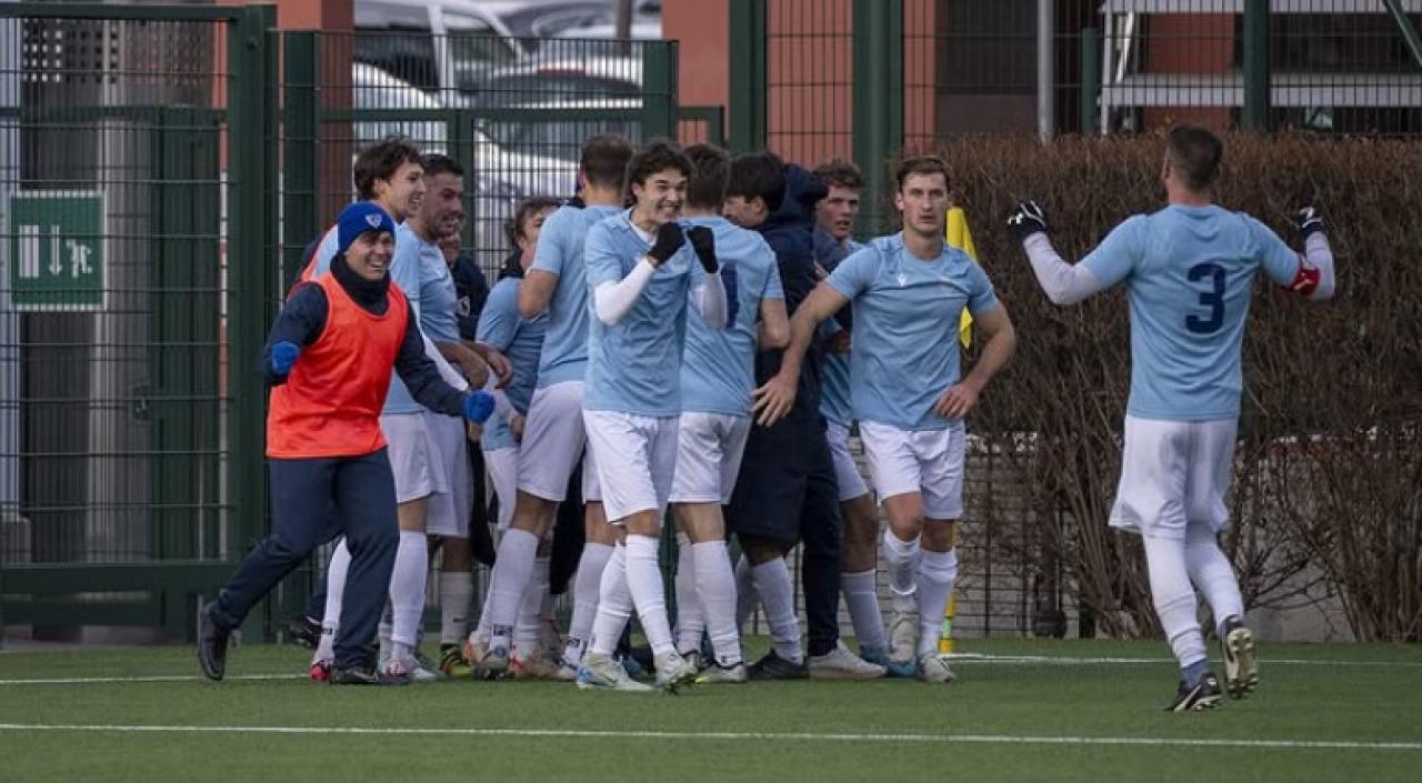 Bruneck lauert auf den Playoff-Platz. © Tito Bertoni