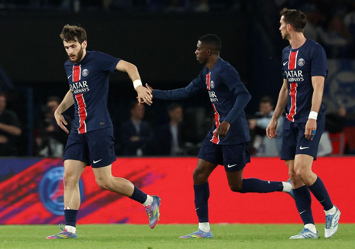Die PSG Spieler sind heiß auf den Pott. © APA/afp / FRANCK FIFE