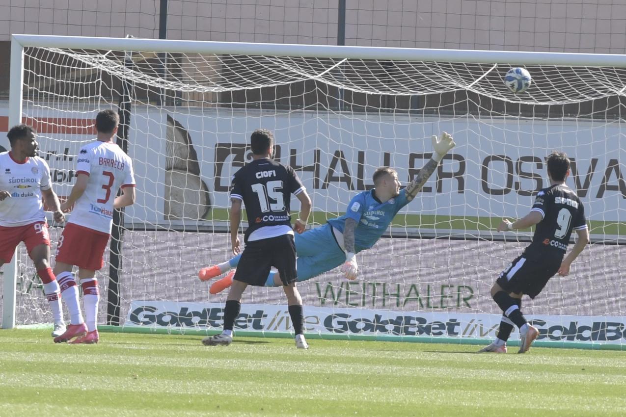 Marius Adamonis sicherte sich den Status als Nummer 1. © DLife/LO