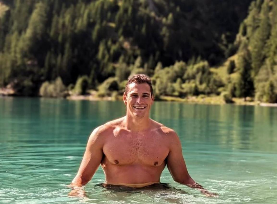 Patrick Baumgartner bei der Erholung am Antholzer See.