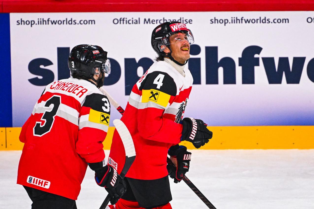 Ramon Schnetzer (rechts) machte Nägel mit Köpfen. © APA/afp / JONATHAN NACKSTRAND