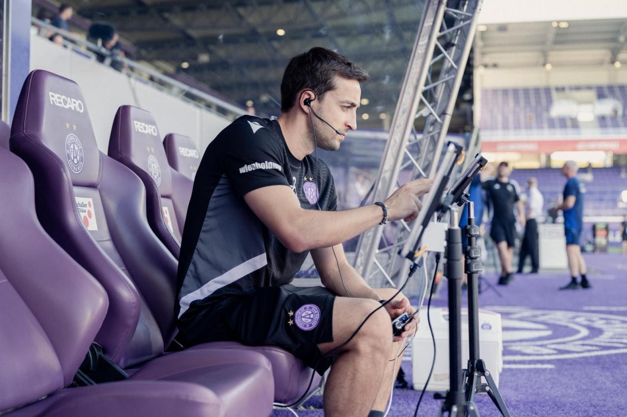 Daniel Gasser bei der Arbeit in der Generali Arena der Wiener Austria.