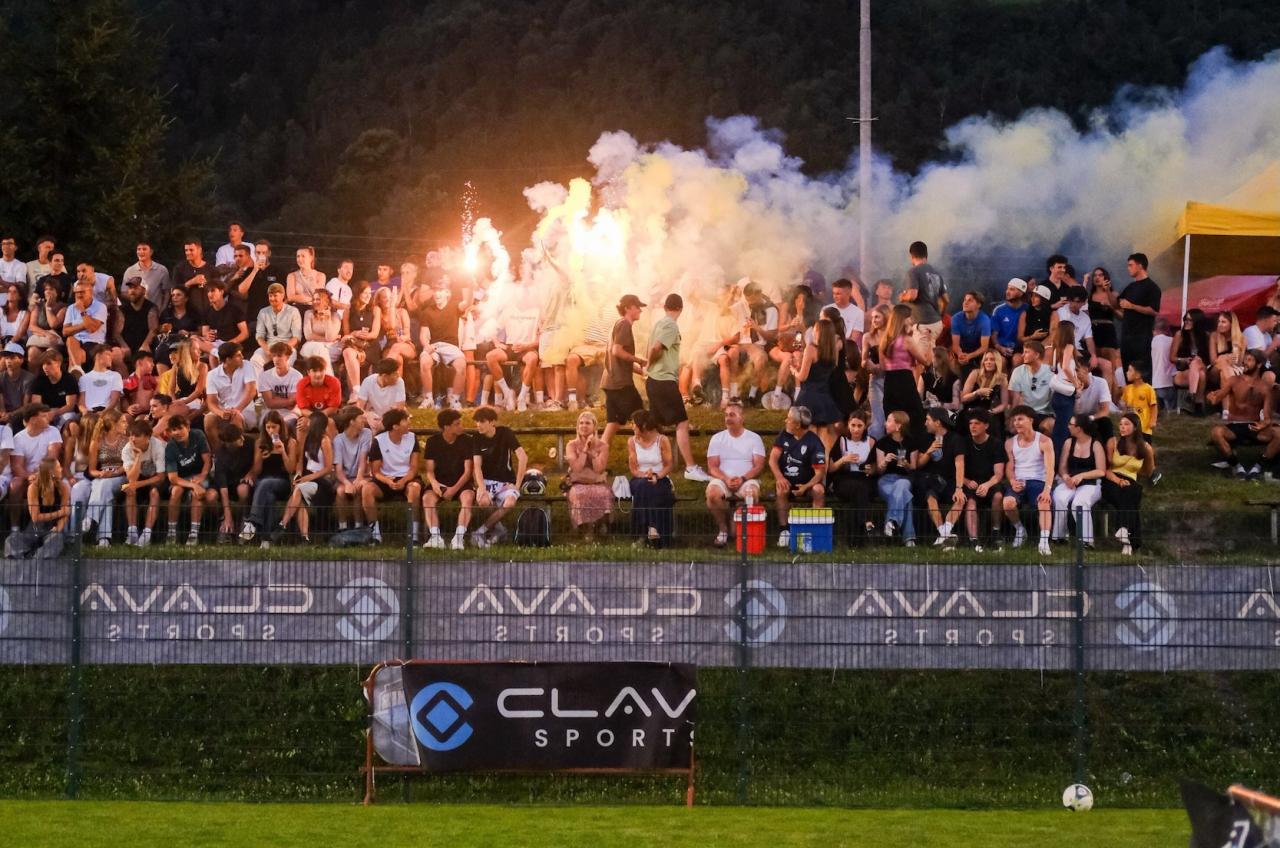 Nicht nur die Spieler gaben alles. © Clava Sports