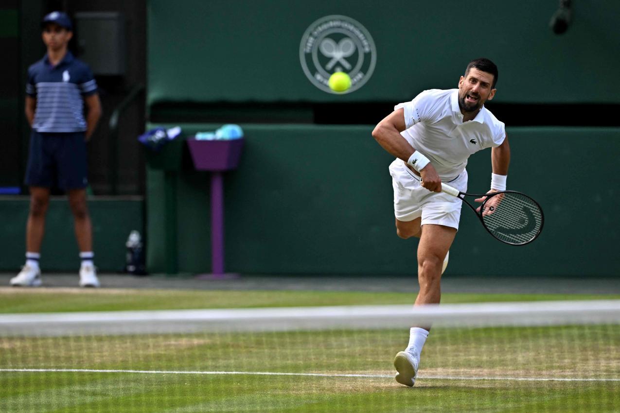 In den entscheidenden Momenten war Djokovic abgeklärter. © APA/afp / GLYN KIRK