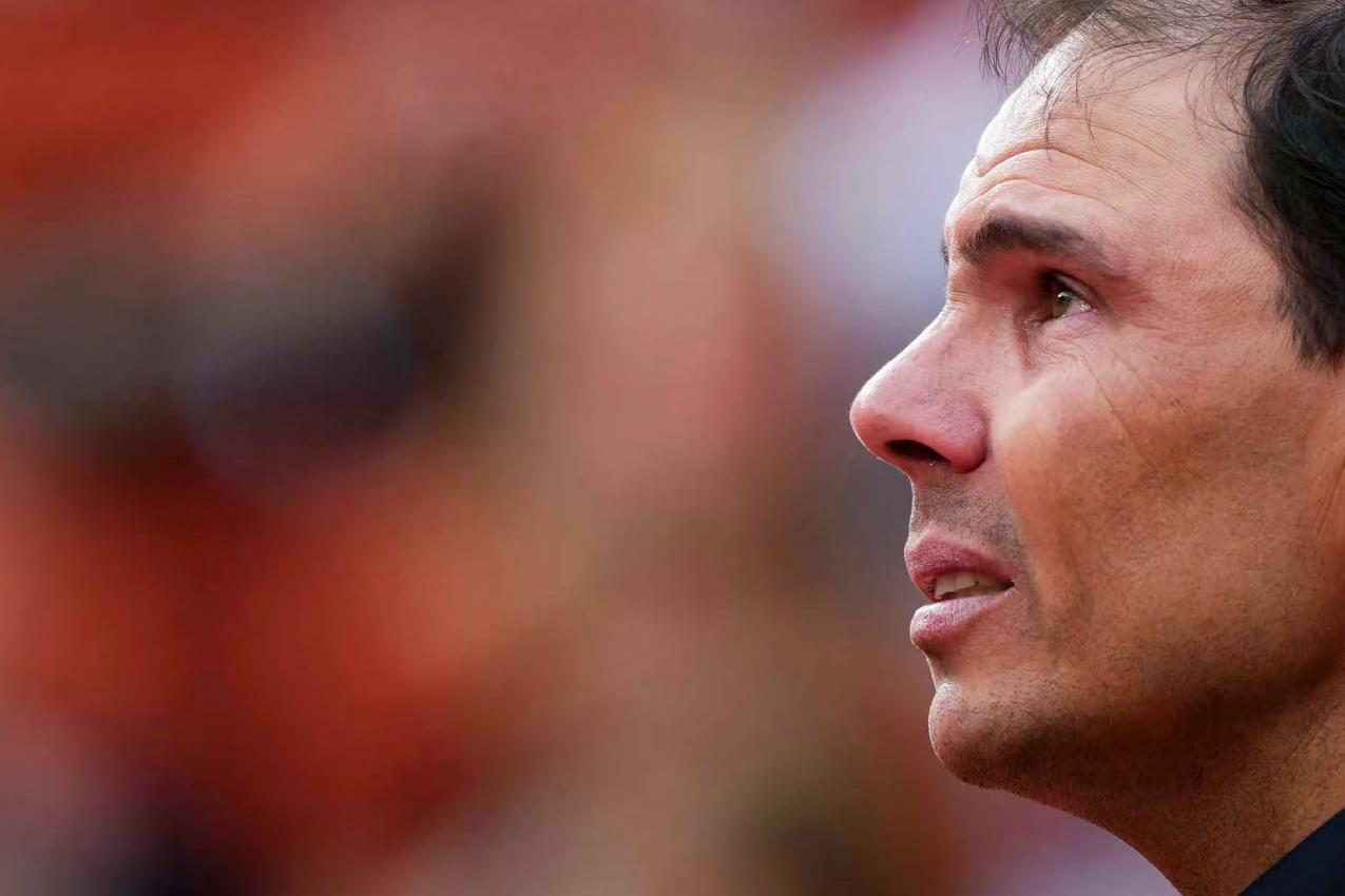 Rafael Nadal könnte Zverevs neuer Mentor werden. © APA/afp / DIMITAR DILKOFF