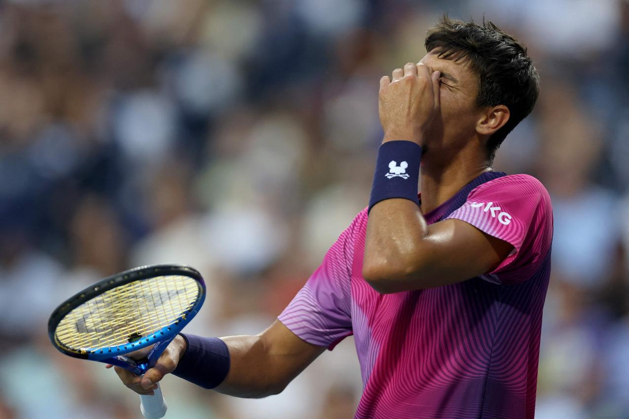 Alexei Popyrin verlange Alexander Zverev einiges ab, konnte den Deutschen aber nicht stoppen. © APA / MATTHEW STOCKMAN