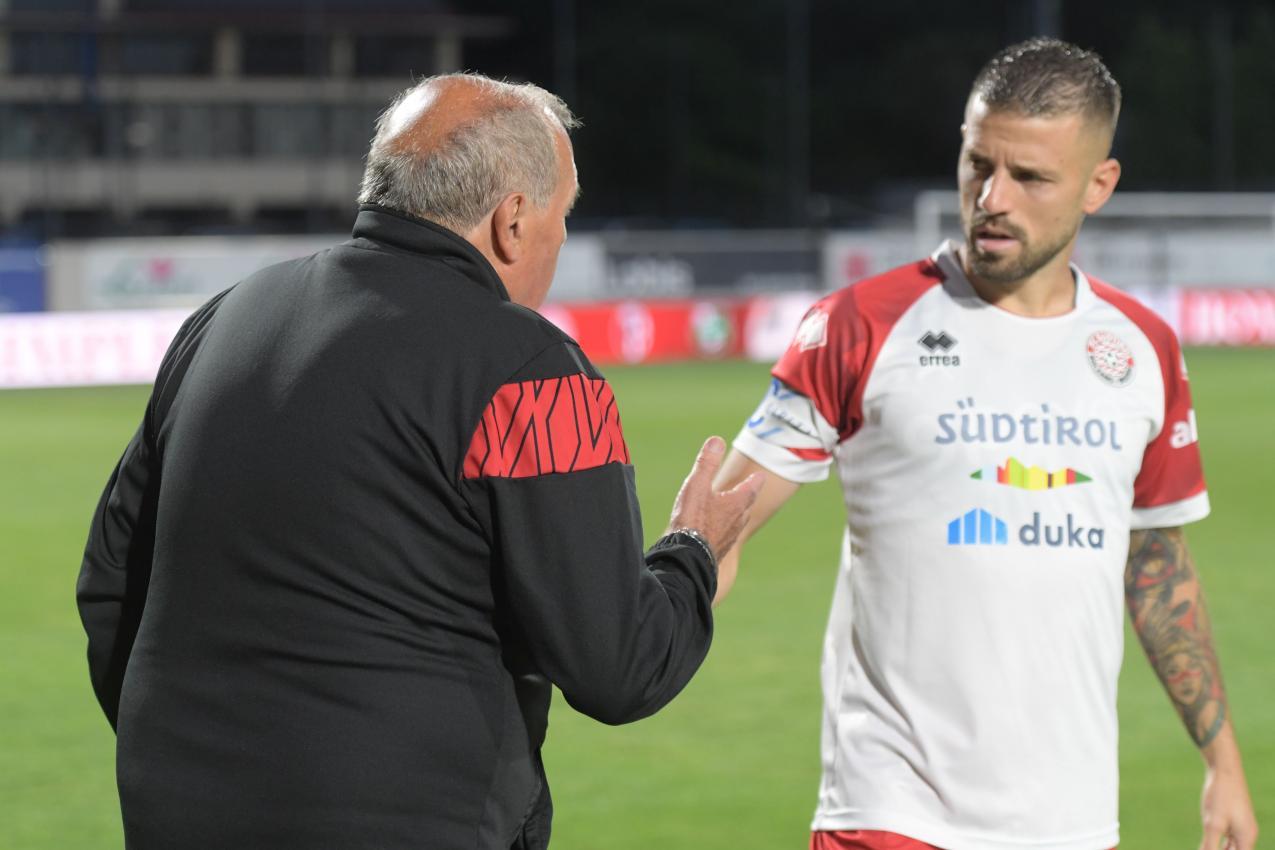 Fabrizio Castori (links) wurde für ein Spiel gesperrt. Daniele Casiraghi fehlt verletzt. © DLife