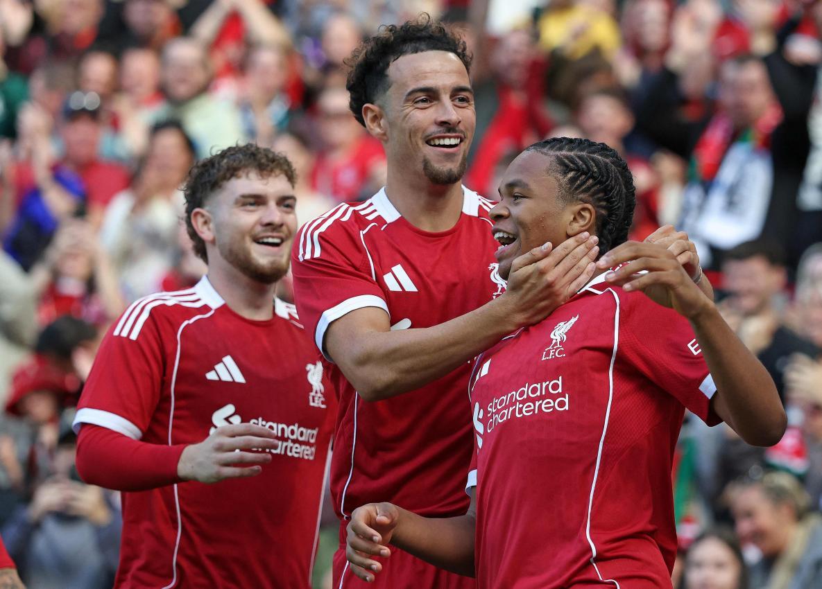 Liverpool siegte nach der Aufregung. © APA/afp / DARREN STAPLES