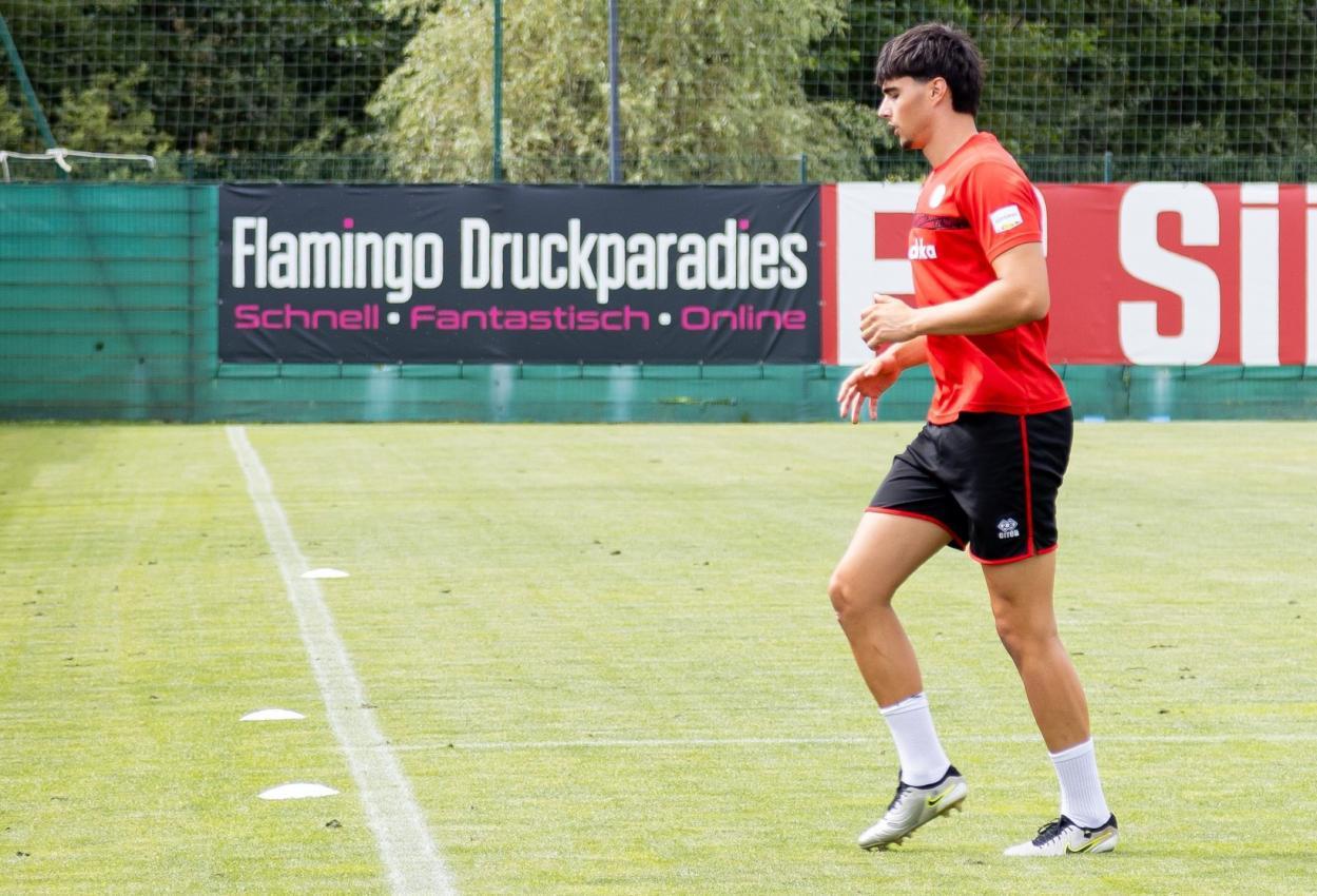 Raphael Kofler & Co. schwitzen zurzeit in Rungg. © FC Südtirol