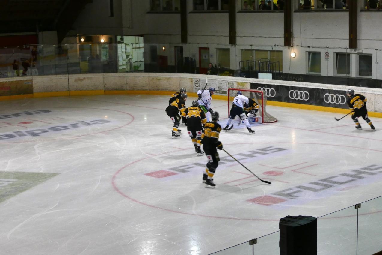 Straubing zeigte viel Zug zum Tor. © Michael Andres