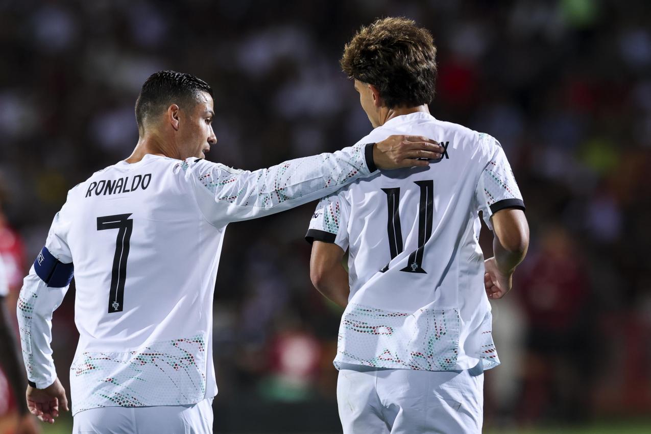Cristiano Ronaldo und João Félix blühen auch in Saudi-Arabien auf. © ANSA / JOSE SENA GOULAO