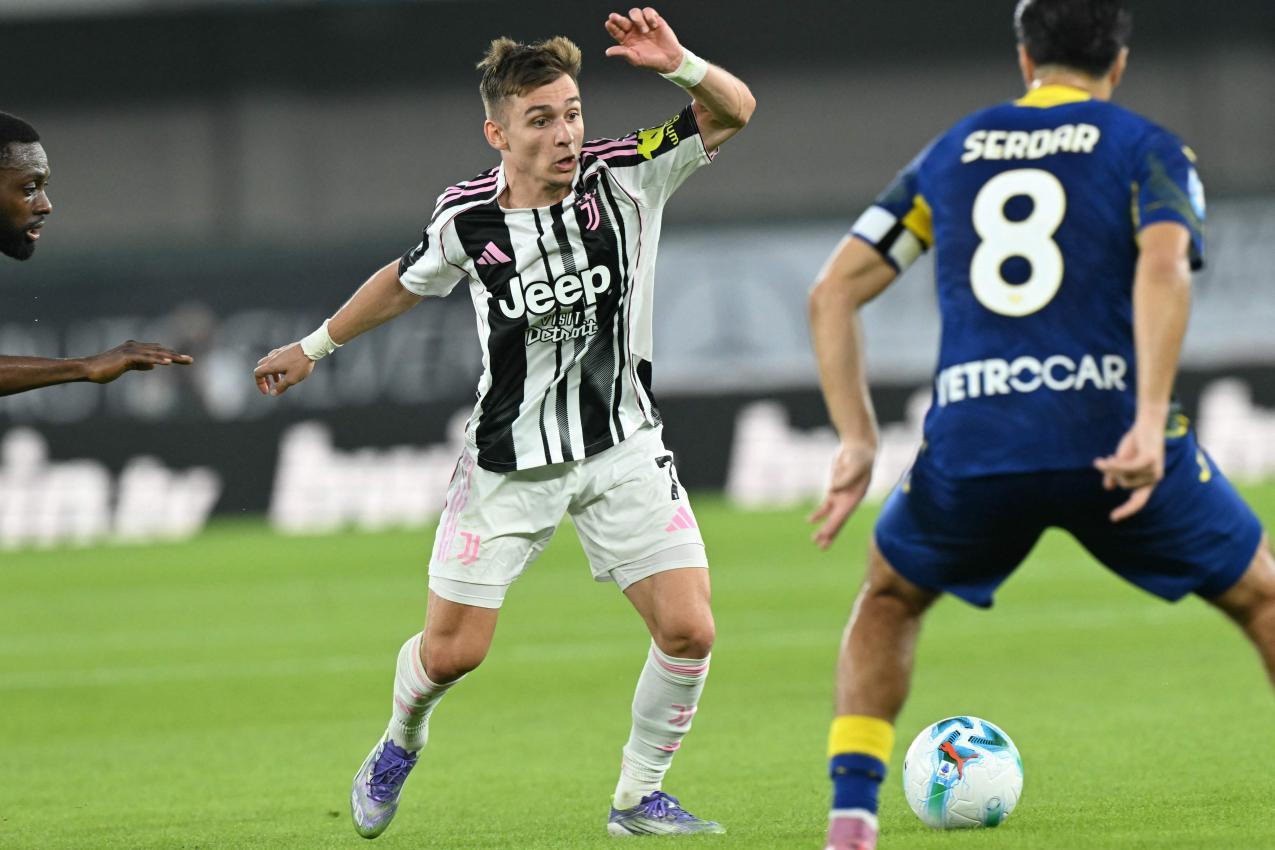 Francisco Conceicao (links) erzielte das zwischenzeitliche 1:0 für Juventus. © APA/afp / STEFANO RELLANDINI