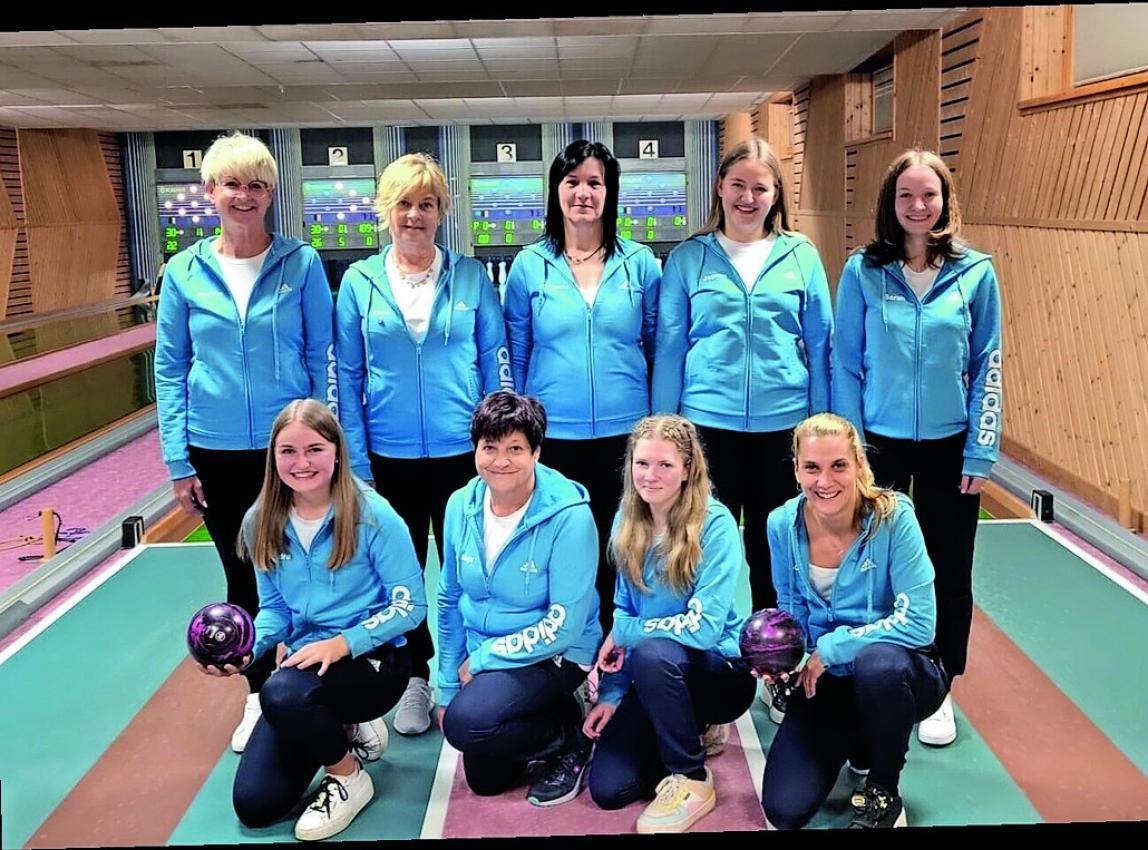 Kiens (im Bild) ist mit einem Derbysieg in die Saison gestartet. Hinten von links Martha Lechner, Klara Lechner, Irene Oberlechner, Jasmin Santer und Sarah Hirber;  vorne von links Sandra Santer, Maria Lechner, Irene Nothdurfter und  Sonja Fischer.