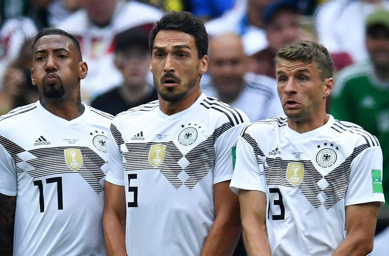Boateng won the 2014 World Cup with Mats Hummels (center) and Thomas Müller (right). © APA/afp / KIRILL KUDRYAVTSEV