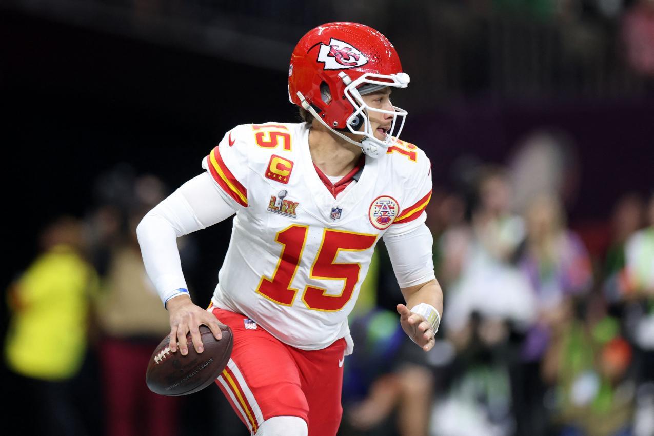 Patrick Mahomes und die Chiefs wollen zurück auf den Thron. © APA / JAMIE SQUIRE