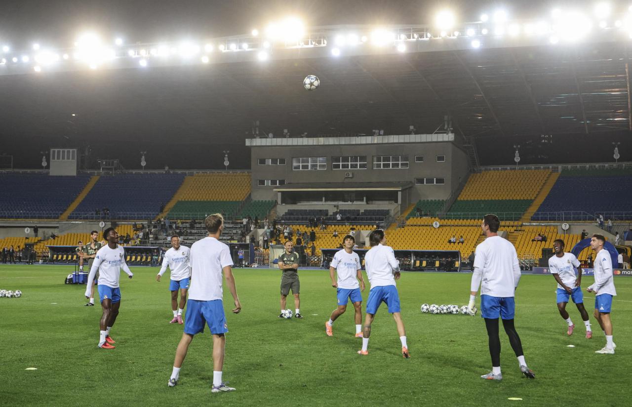 Le Real Madrid se rend au Kairat Almaty. © ANSA / MAXIM SHIPENKOV