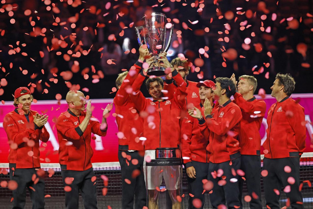 Team Welt sicherte sich den Laver Cup 2025. © ANSA / JOHN G. MABANGLO
