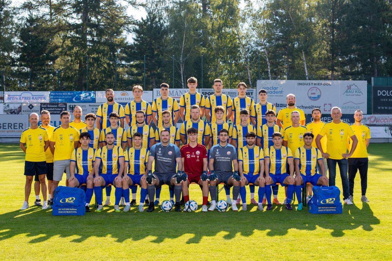 Die Naturnser Fußballer haben etwas Einzigartiges geschafft. © Fotostudio2000