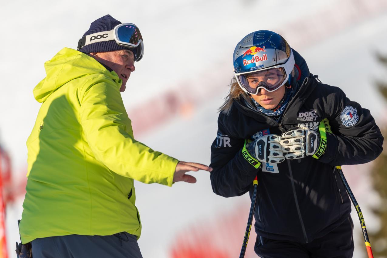 Ester Ledecka with her ski coach Franz Gamper. © APA / EXPA/JOHANN GRODER