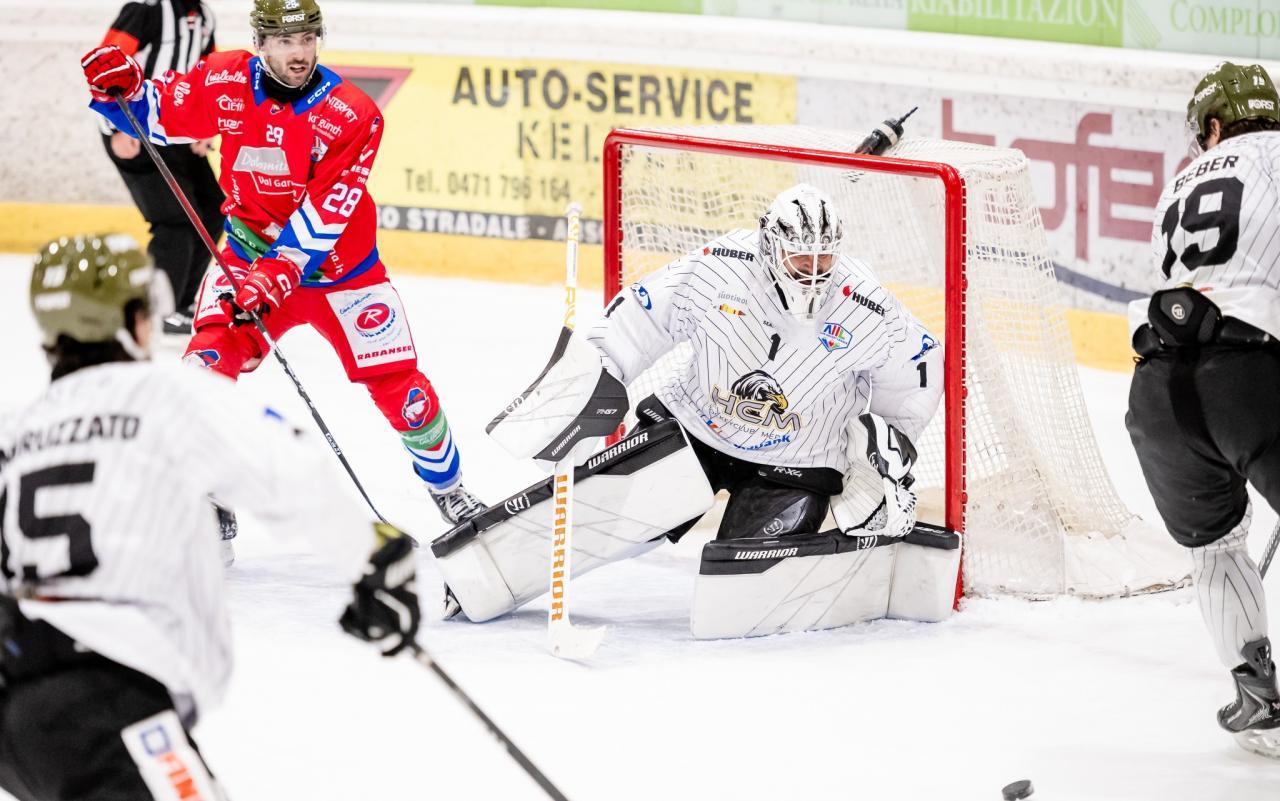 HCM-Goalie Andreas Bernard zeigte zwar eine starke Leistung (Fangquote von 90 Prozent), konnte die Niederlage aber nicht verhindern. © Matthaeus Kostner