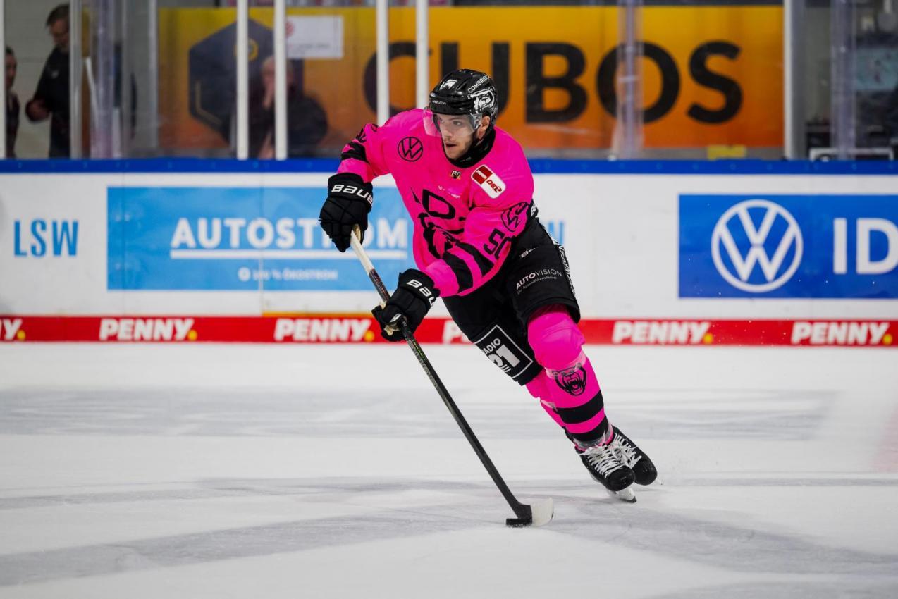 Julius Ramoser ist nach langer Leidenszeit im Blue Team dabei.