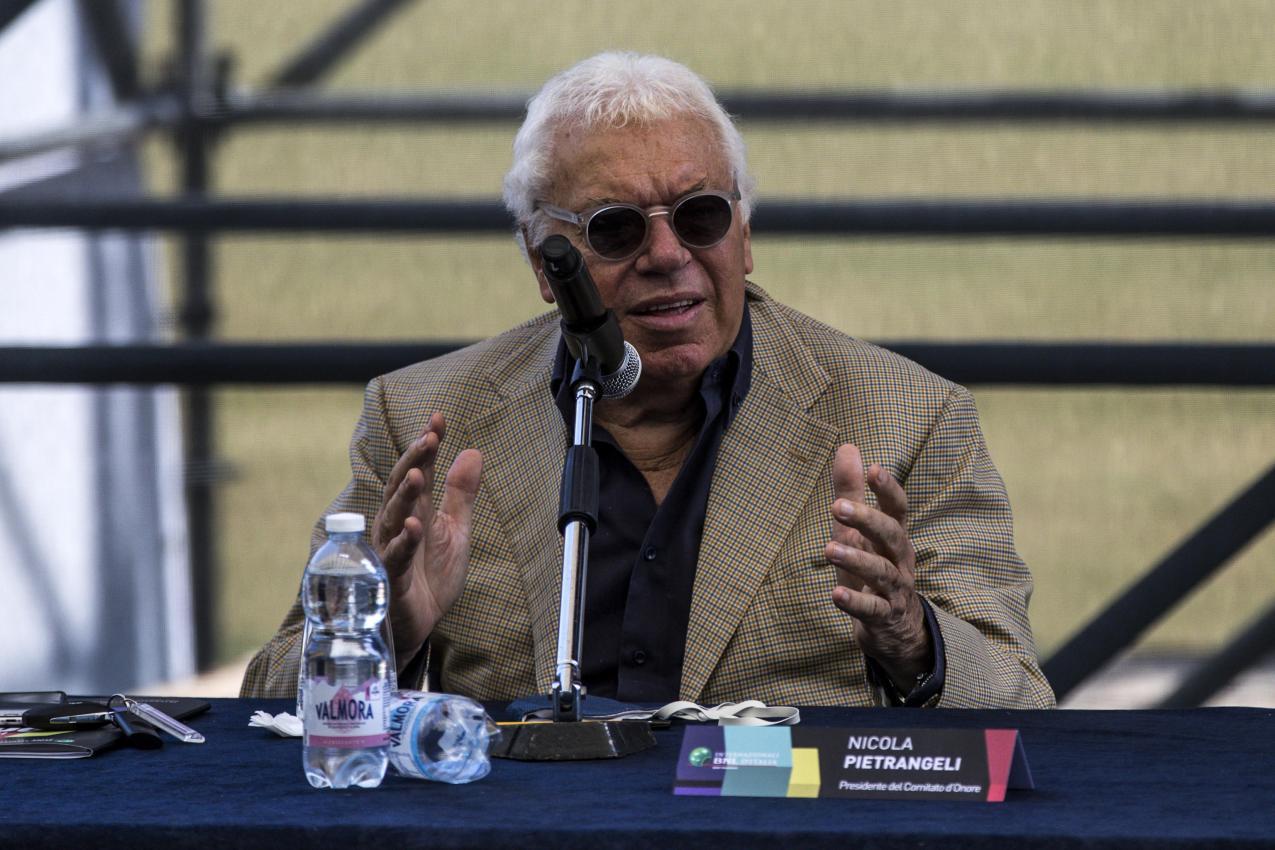 Nicola Pietrangeli ging mit Sinner hart ins Gericht. © ANSA / ANGELO CARCONI / Z4Z