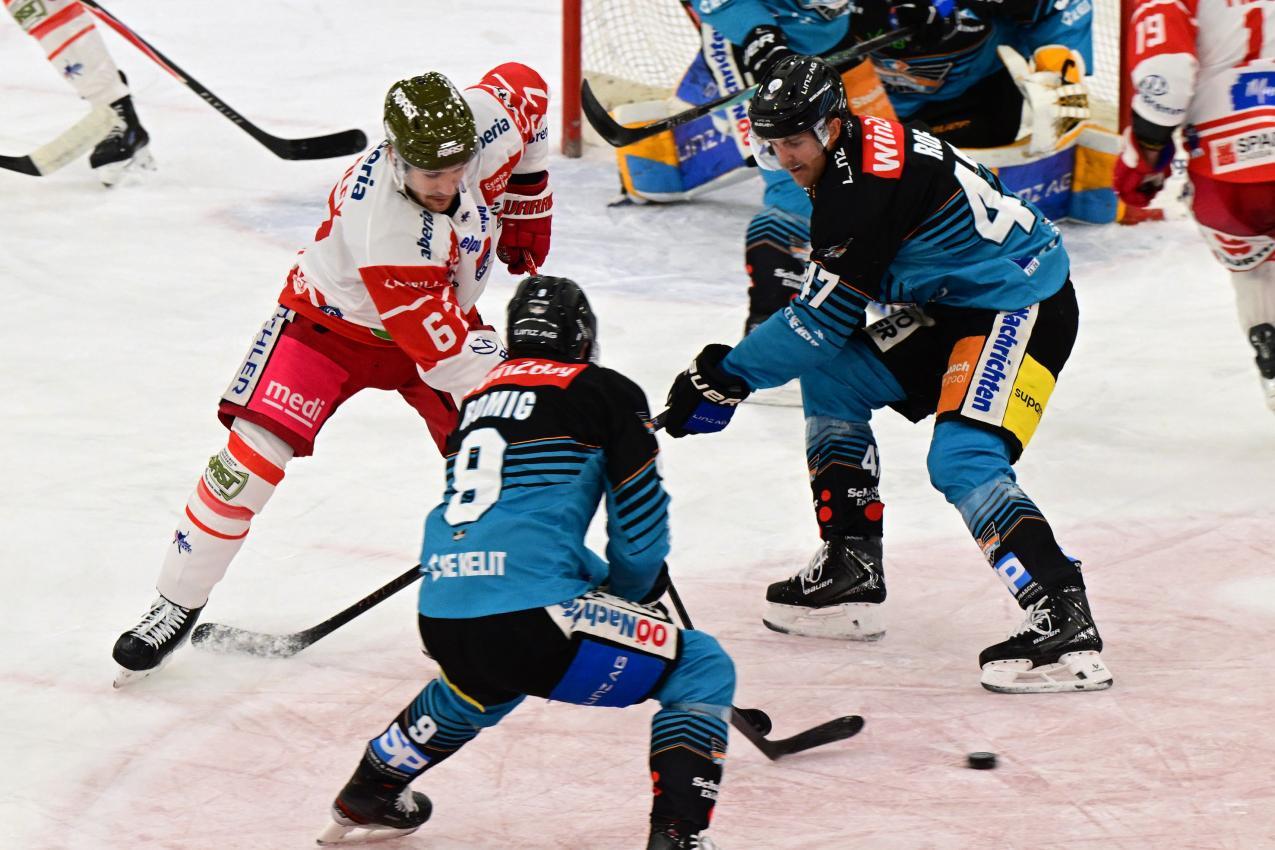 Le HC Bozen a gardé son sang-froid face à une équipe de Linz indisciplinée. © BWL/Reinhard Eisenbauer