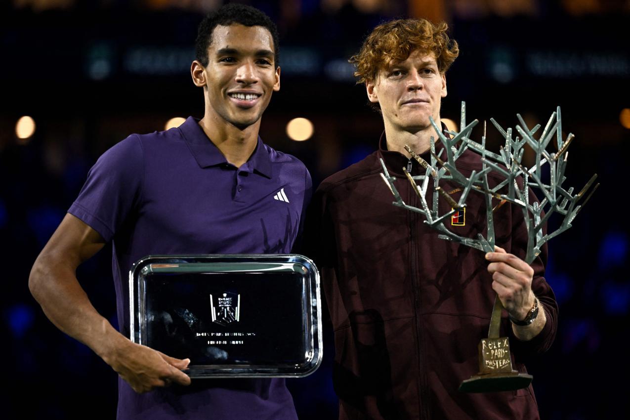 Der Kanadier (links) und der Südtiroler (rechts) verstehen sich gut. © APA/afp / JULIEN DE ROSA