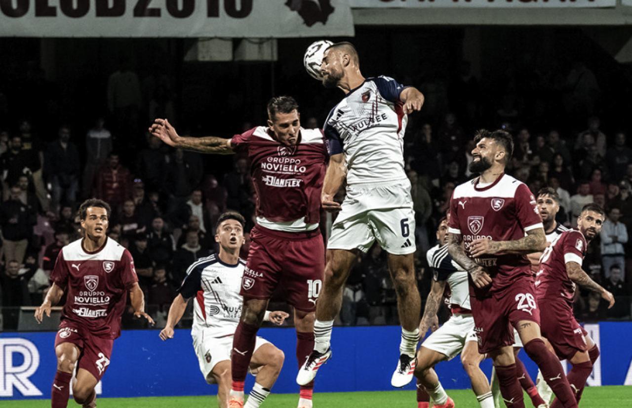 Jonas Heinz hat sich bei Casertana zurück in die Startelf gekämpft.