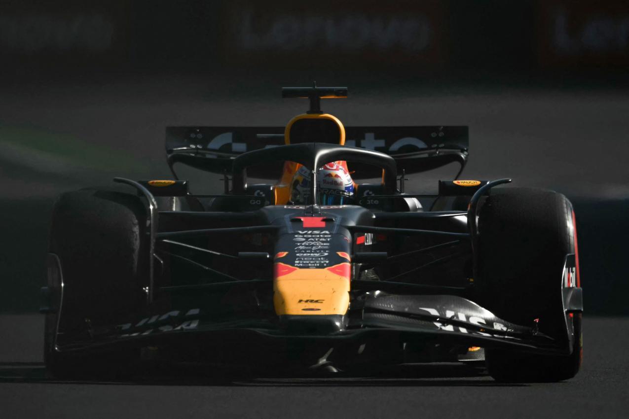 Max Verstappen is aiming for his fifth title. © APA/afp / CARL DE SOUZA