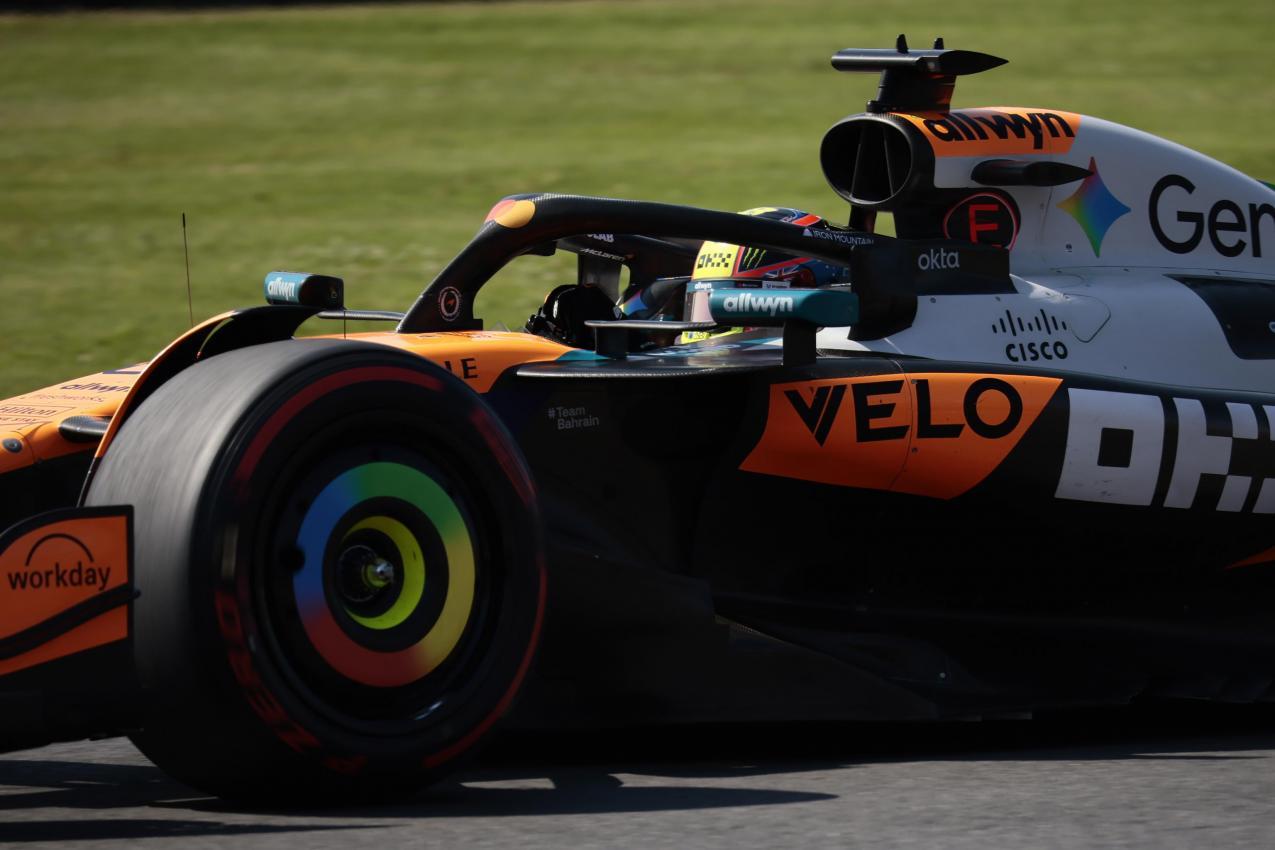 Oscar Piastri is getting up close and personal. © ANSA / Jos