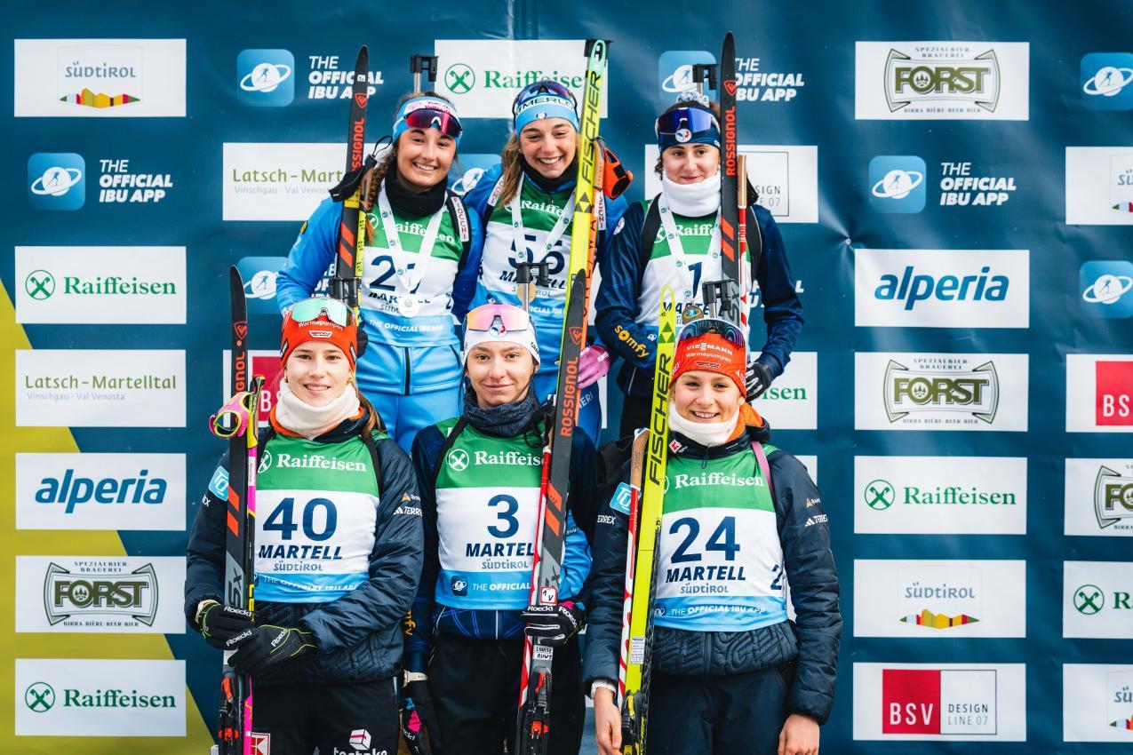 Das Podest bei den Damen. © Biathlon Martell / Josef Plaickner
