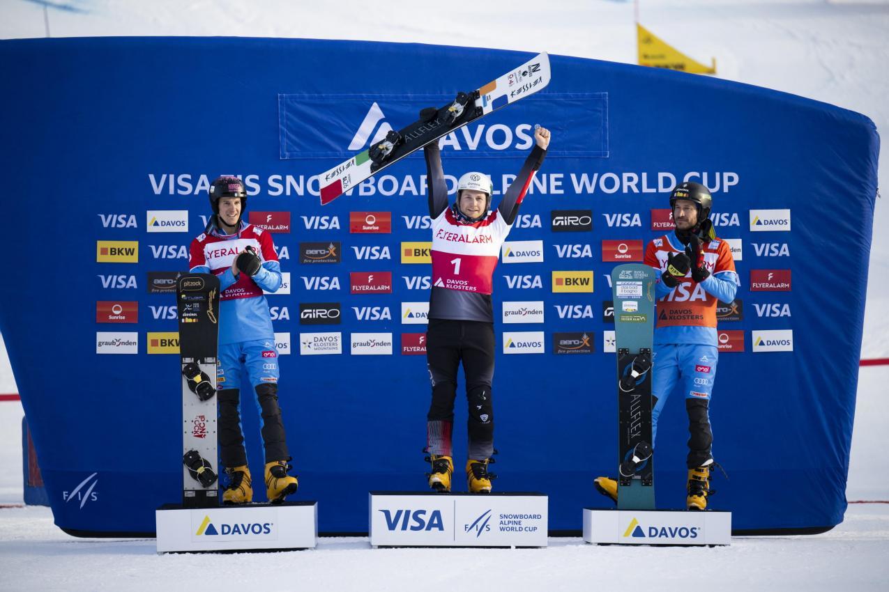 Das Podest, von links: Gabriel Messner (2.), Arvid Auner (1.) und Aaron March (3.). © ANSA / GIAN EHRENZELLER