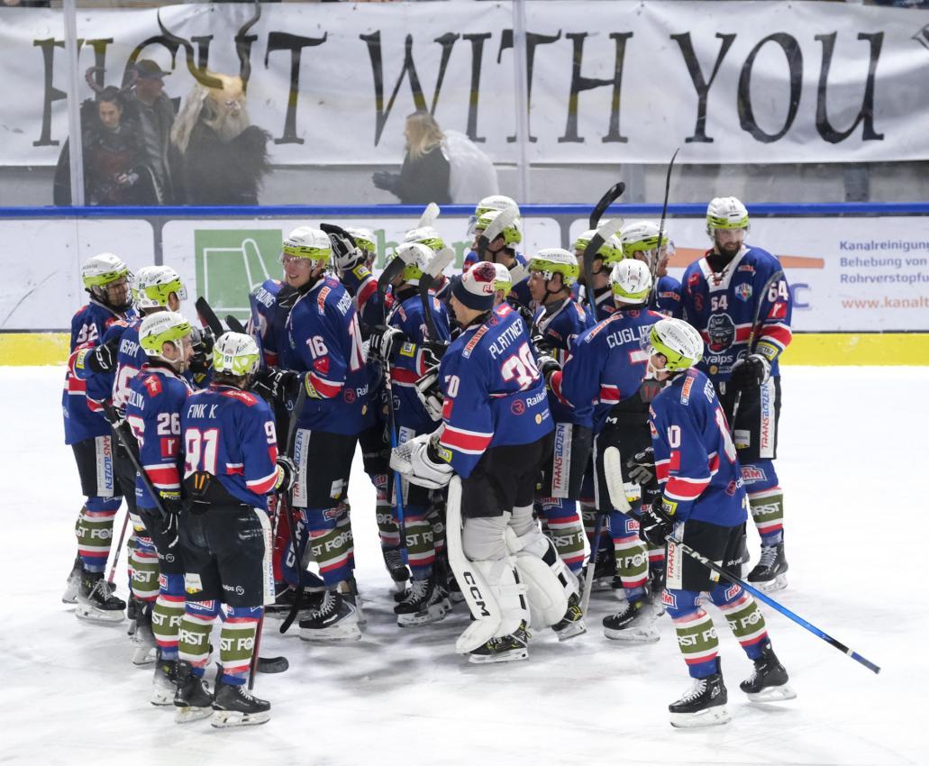 Die Rittner Buam siegten im Penaltyschießen. © Max Pattis
