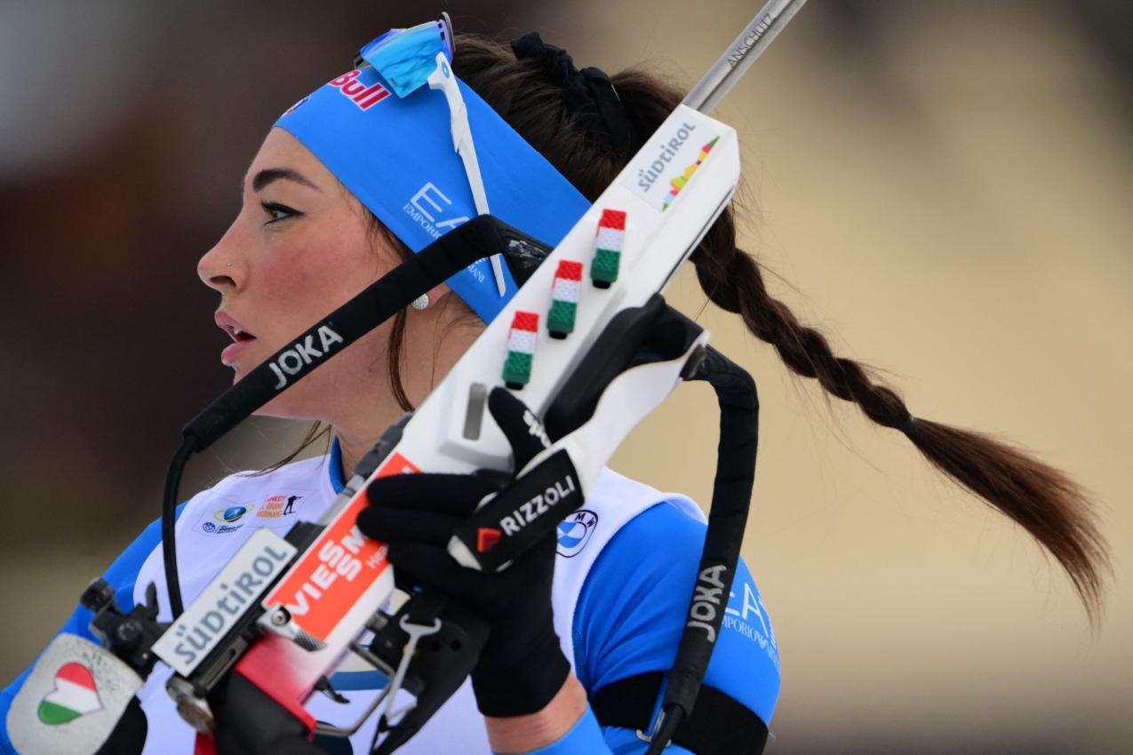 Dorothea Wierer ist in herausragender Form. © APA/afp / OLIVIER CHASSIGNOLE